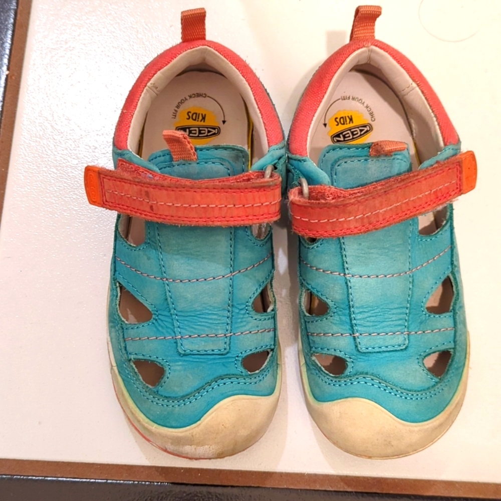 Toddler Keens